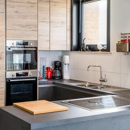 Delfien Eerste Apartament *